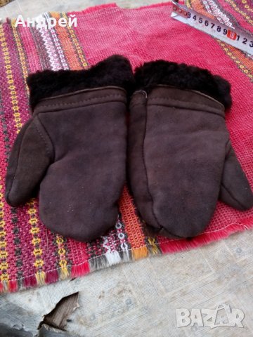 Стари детски кожени ръкавици, снимка 5 - Други ценни предмети - 24279101