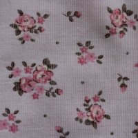 Розов кадифен панталон на флорална щампа, снимка 5 - Панталони и долнища за бебе - 25210016