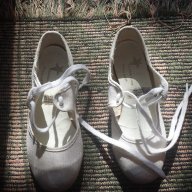 елегантни обувки, снимка 5 - Детски сандали и чехли - 18491253