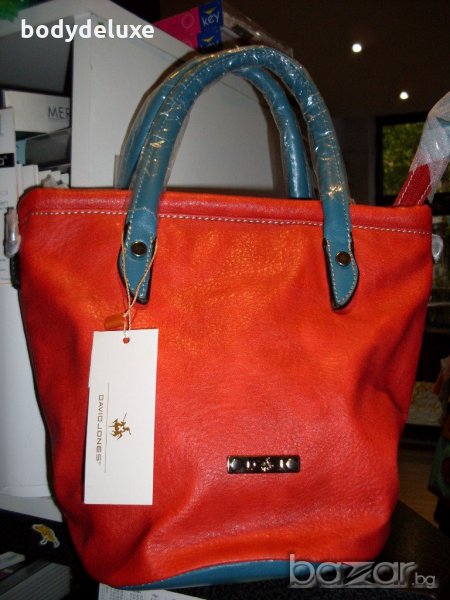 David Jones малка червена чантичка, снимка 1