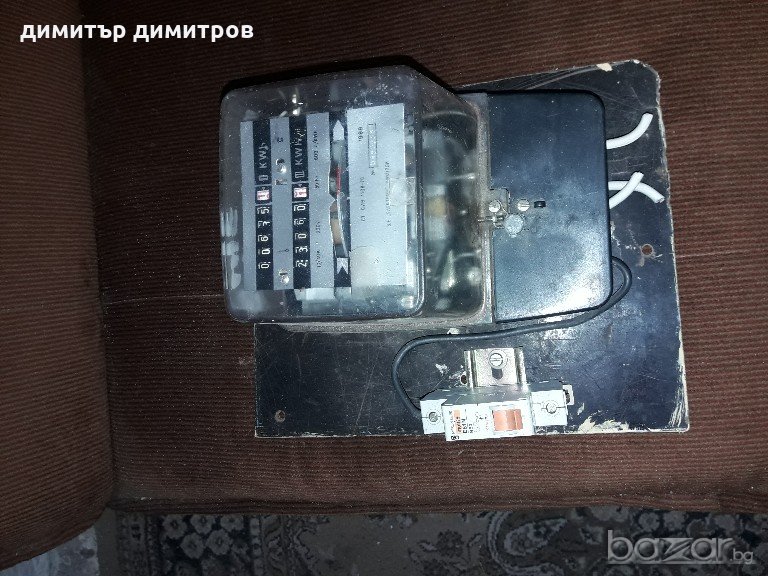 Продавам ел.табло:еднофазен , двутарифен електромер с предпазителmerlin gerin multi 9 e61n b50, снимка 1