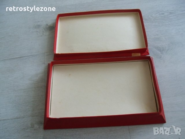 № 1356 стара кутия от шоколадови бонбони  - картон   - размери 31,5 / 19 / 6 см  - Ирландия, снимка 2 - Други ценни предмети - 22630155