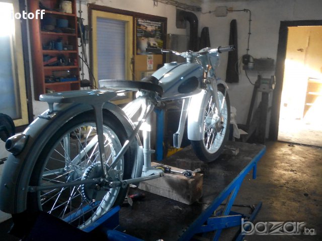 Реставриране на ретро мотоциклети, снимка 4 - Мотоциклети и мототехника - 17268859