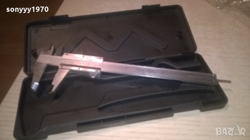 Метален шублер 23см с кутия-внос швеицария, снимка 1