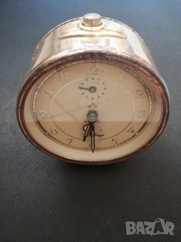 Стар часовник, будилник "Peter". , снимка 4 - Антикварни и старинни предмети - 25856263