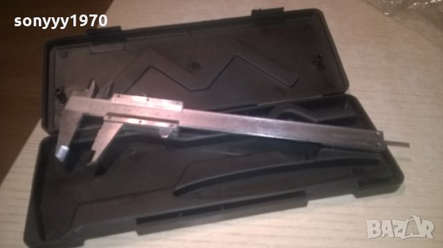 Метален шублер 23см с кутия-внос швеицария