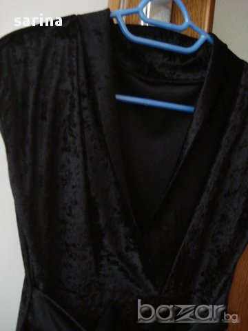 малка черна рокля от кадифе, снимка 2 - Рокли - 15015067