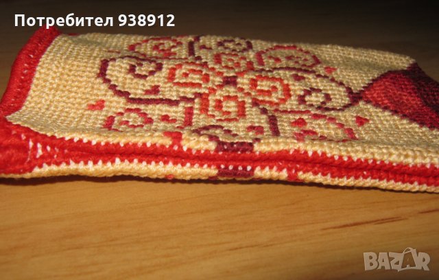 Бродирано калъфче, снимка 8 - Калъфи, кейсове - 24136198