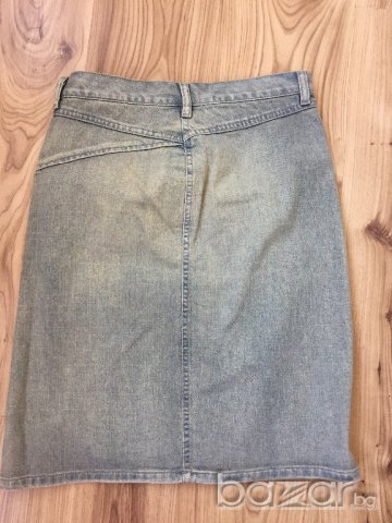 Дамска дънкова пола DIESEL оригинал, size 26/S, с голяма цепка отстрани, като нова, снимка 8 - Поли - 17756637