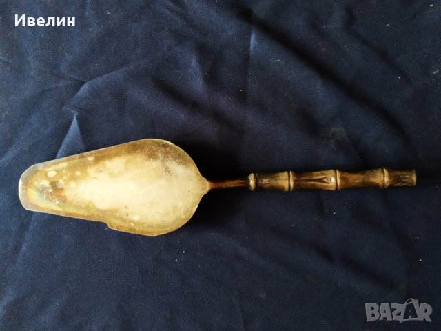 посребрена метална лопатка за торта, снимка 2 - Антикварни и старинни предмети - 25913119
