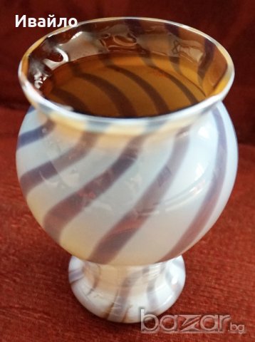 Оригинална вазичка от оловно стъкло, снимка 3 - Декорация за дома - 18977875