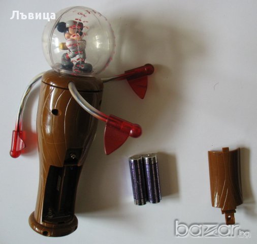 Нова Въртележка с Мики Маус - с 2 батерии , снимка 2 - Рисуване и оцветяване - 13250344