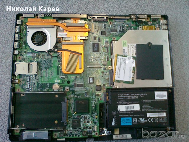 Продавам лаптоп на части или цял Fujistu Siemens Amilo Pro V8010, снимка 4 - Части за лаптопи - 13110934