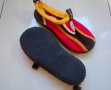 Плажни аква обувки размер 30, снимка 1 - Детски сандали и чехли - 23938496
