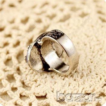 Пръстен от Дневниците на вампира "Деймън или Стефан Салваторе". Налични няколко размера , снимка 6 - Пръстени - 7434929