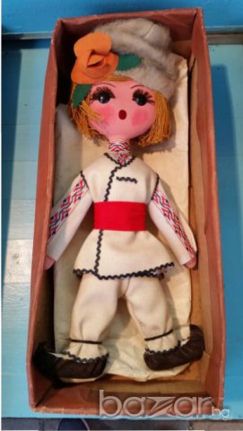 Ръчно изработена кукла от дърво., снимка 4 - Антикварни и старинни предмети - 16106305