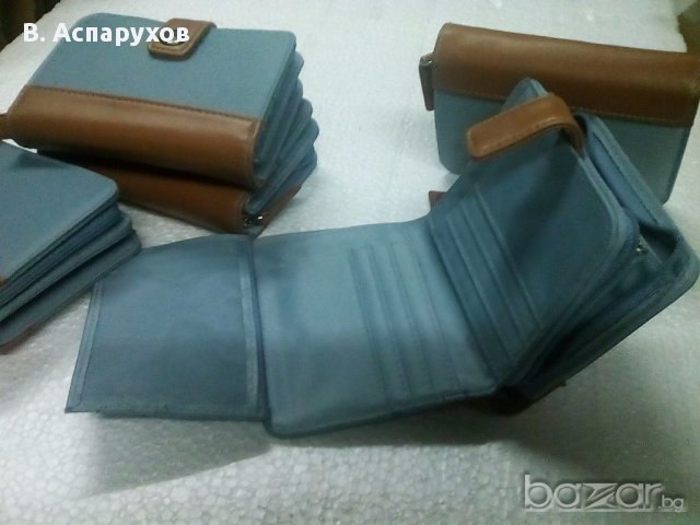 Дамски портмонета, снимка 3 - Портфейли, портмонета - 17342573