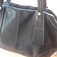 HOGAN оригинална дамска чанта, снимка 1 - Чанти - 21543423