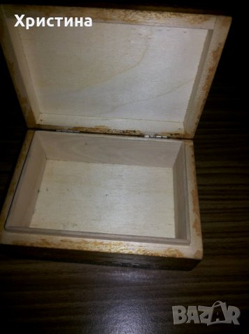 Стара дървена кутия, снимка 3 - Антикварни и старинни предмети - 23346079