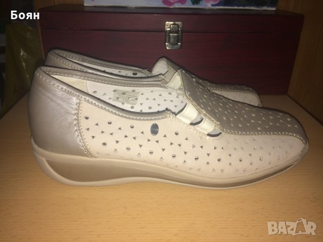 Дамски обувки на елегантна платформа ARA