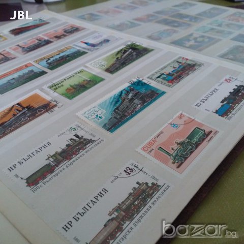 Класьор с пощенски марки филателия 414 броя 16 страници за колекционери 