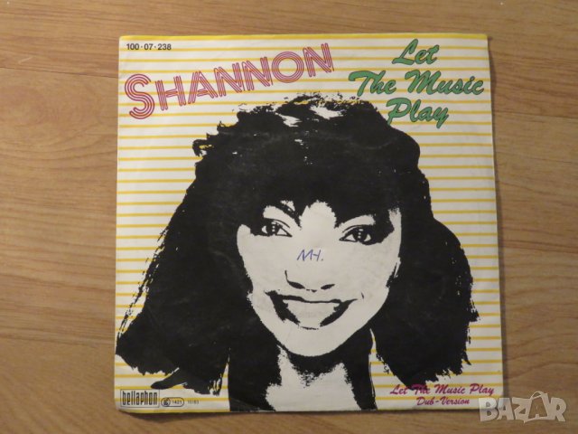 малка грамофонна плоча - Shanon - Lest music play - изд.70те г., снимка 2 - Грамофонни плочи - 24831139