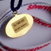 Формула 1 Силвърстоун 2001 бадж-медальон F1, снимка 5 - Фен артикули - 23613105