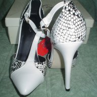 ефектни обувки със змийска шарка, снимка 4 - Дамски обувки на ток - 11084801