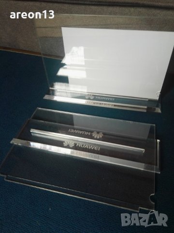 Huawei рекламни стойки, снимка 2 - Huawei - 25454742