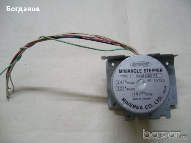 Стъпков Мотор - MINIANGLE STEPPER 2.4V / 1.2A  Тайланд, снимка 2 - Други - 12042407