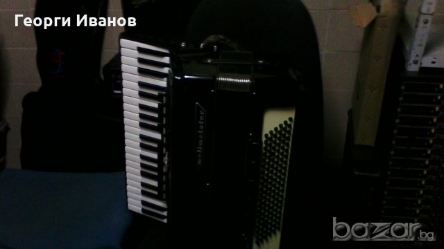 Продавам Акордеон Велтмайстер Стела 120 баса, черен, снимка 6 - Акордеони - 20835612