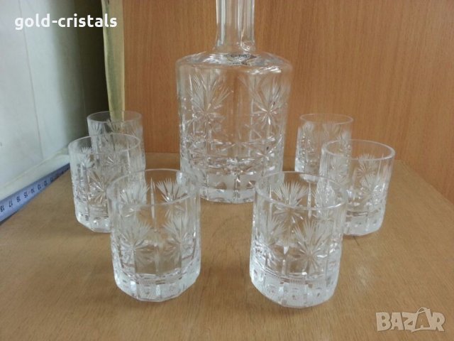  кристални чаши и гарафа 
