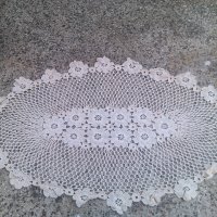 бяла плетена покривка, снимка 3 - Декорация за дома - 21515472