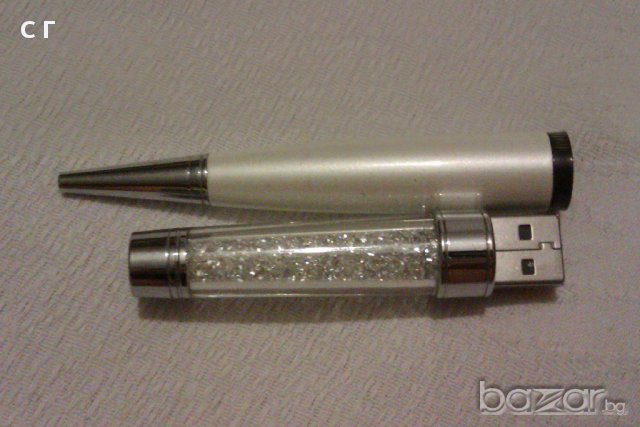 SWAROVSKI химикалка с  USB памет 4 GB , снимка 4 - Други - 11380450