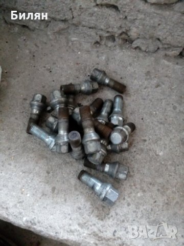 Болтове за нисан Х-трел