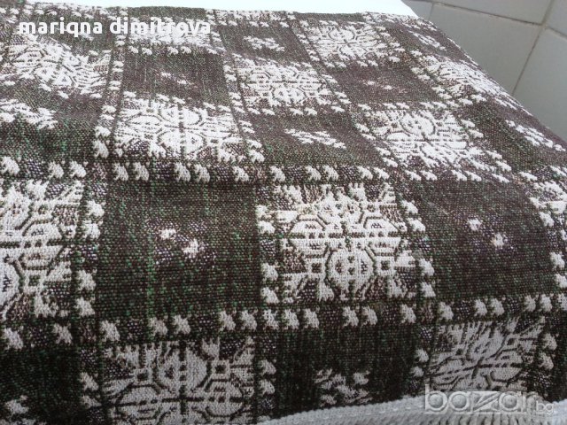 покривка за маса с две лица жакард , снимка 3 - Антикварни и старинни предмети - 14323350