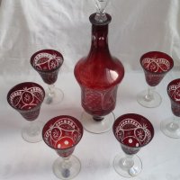 Кристални  чаши цветен червен кристал и гарафа , снимка 7 - Антикварни и старинни предмети - 17470279