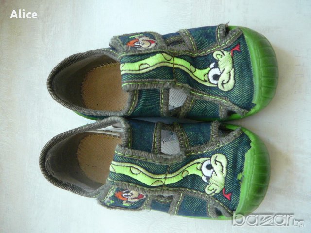 Пантофи номер 24, снимка 3 - Бебешки обувки - 16234173