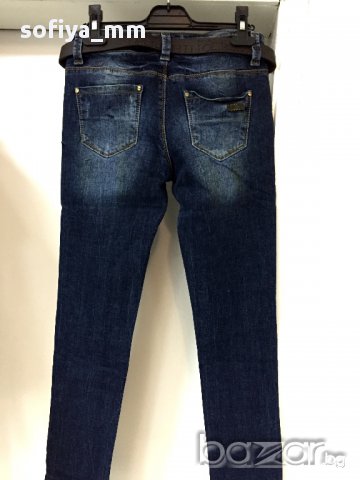 Дамски Дънки Moschino , снимка 3 - Дънки - 13006706