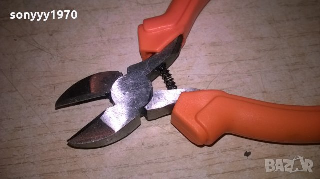 Клещи резач от калена стомана с ергономични гумени дръжки. Дължина - 10.5см., снимка 5 - Клещи - 25375944