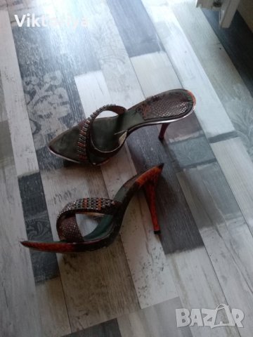 Дамски чехли