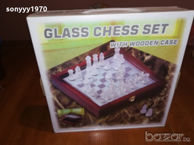 стъклен шах в красива дървена кутия-внос швеицария, снимка 12 - Колекции - 21398922