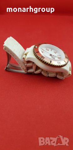 Часовник Quartz, снимка 2 - Дамски - 26132000