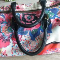 Чанта на Desigual дамска чанта къси и дълга дръжки, снимка 6 - Чанти - 24525891