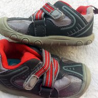 Обувки carter*s №20, снимка 1 - Детски маратонки - 15629205