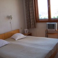 Квартира и нощувки   в Поморие, снимка 5 - Квартири, нощувки - 15615923