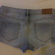Продавам къси секси дънкови панталонки H&M, снимка 3 - Дънки - 14787904