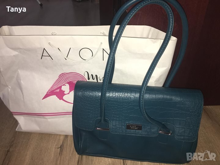 дамска чанта AVON, снимка 1