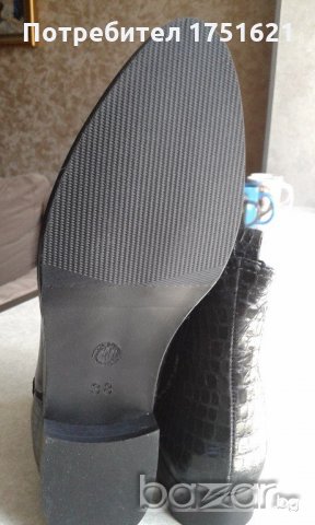 Нови стилни боти - естествена кожа ном.38, снимка 4 - Дамски боти - 19177677