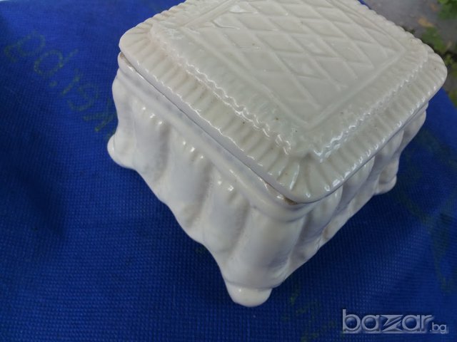 стара порцеланова кутия за бижута2, снимка 6 - Антикварни и старинни предмети - 15045210
